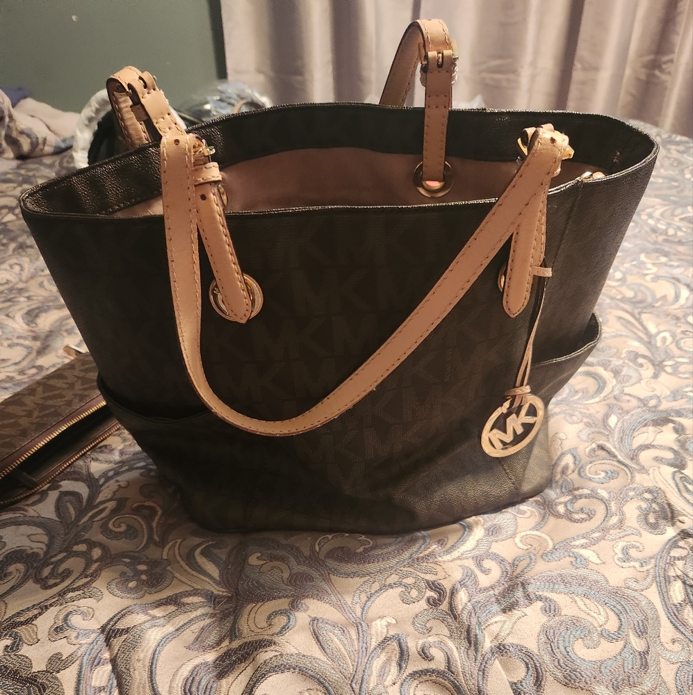 Michael Kors Tote
